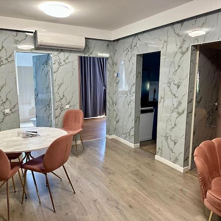 Thome Hoia Jacuzzi Cluj-Napoca Exteriör bild