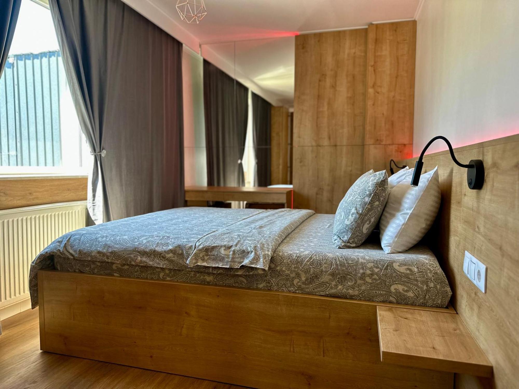 Thome Hoia Jacuzzi Cluj-Napoca Exteriör bild